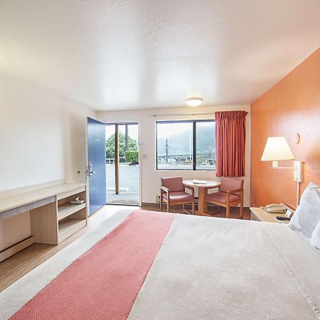 Motel 6 Gold Beach Exteriér fotografie